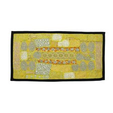 Arazzo patchwork ricamato a