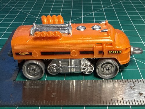 Locomotiva hot wheels 2011 - hot,
