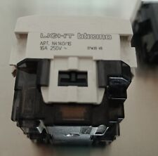   Bticino Living Light N4140/16. Presa 2P+T polivalente standard tedesco (SHUKO)