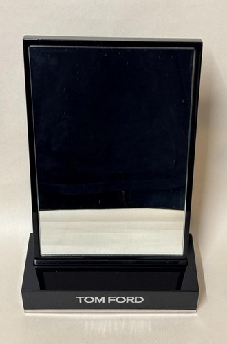 Original tom ford shop - tom, display