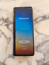 Samsung Galaxy Z Fold3 5G •