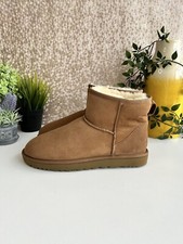 Stivali UGG Classic Mini in castagno taglia UK 10,5