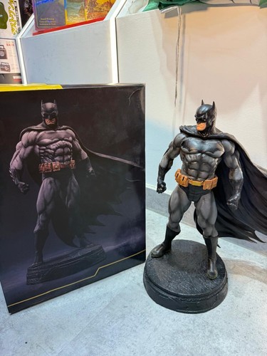Statua stile batman 40 cm - statua,