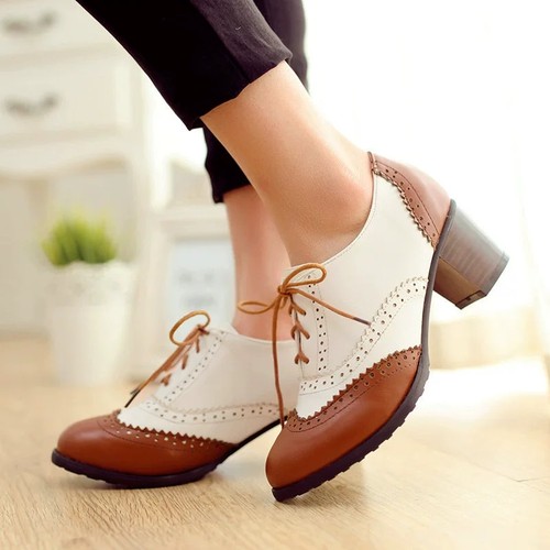 Scarpe stringate donna tacco