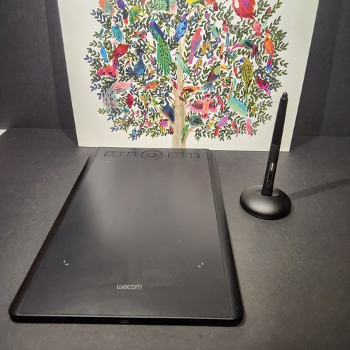 Wacom intuos pro medium - wacom,