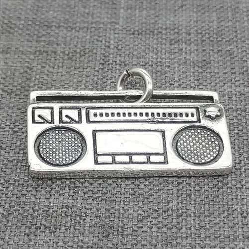 Ciondolo radio boombox - , in