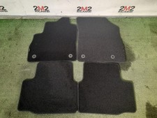 TAPPETINI ORIGINALI PER OPEL Astra Berlina (K) 39056504 (15>)