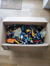 11 KG LEGO sfusi originali + circa 80 MINI FIGURE + DUE SET quasi integri