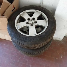 gomme e cerchi Volkswagen praticamente nuovi.  Misura 165 17 R14 81T. Cerchi a 5