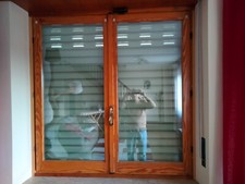 finestre in legno usate completi di doppi vetri sostituiti di recente