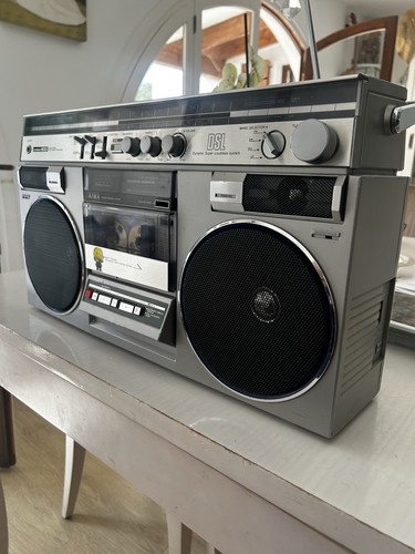Aiwa 600 stereo radio - cs-600, e