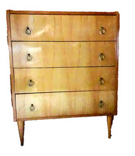 Cassettiera per camera da letto vintage in legno impiallacciato stile anni '50