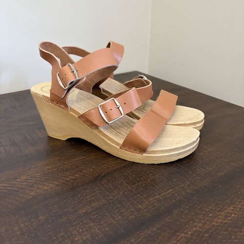 Sandali con zeppa - n., e