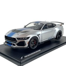Modellino Auto Solido 1/18