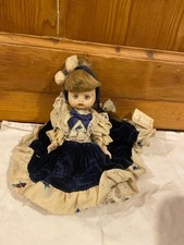 Bambola Pierrot in porcellana con garanzia 