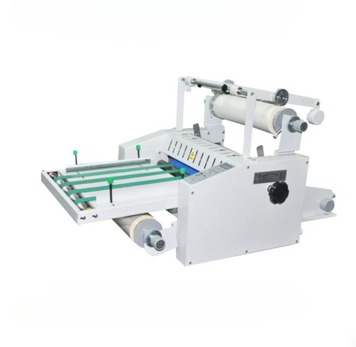 Macchina per laminazione - , a