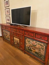 mobile etnico colore rosso con
