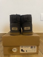 UGG CLASSIC MINI BLU USATI MA IN BUONO STATO CON SCATOLA ORIGINALI