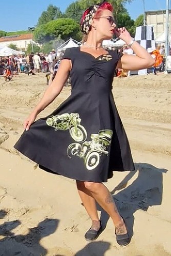 Bnwt rusty pistons dress - 14,