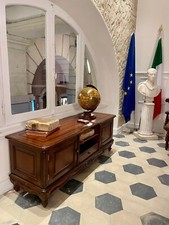 mobile basso intagliato poggia tv