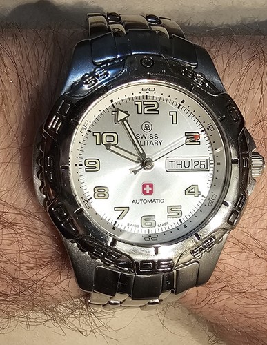 Orologio militare svizzero