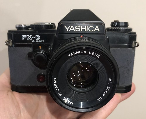 Yashica quartz con - fx-d,