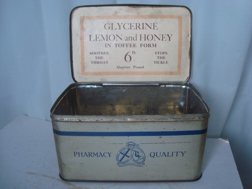 Vintage chemist shop - , counter