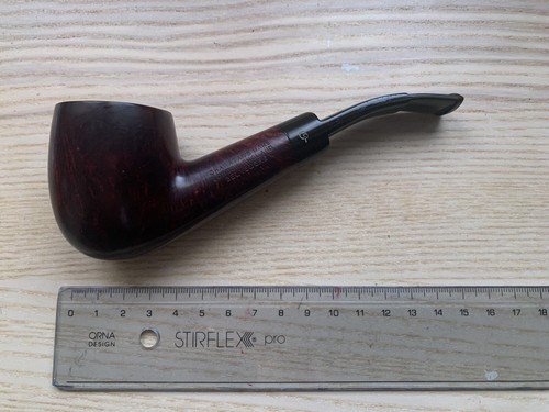 Charatan make london pipe - make,