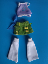 "WINX" abiti per Bambola "AISHA" "TRENDY", 2005, colore verde, bianco e lilla.