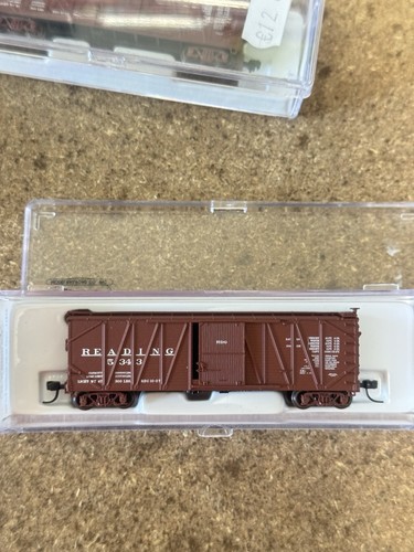 Atlas 41811 box car - atlas,