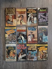Lot of 12 Raymond Chandler