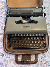 Olivetti Lettera 22 1950’s
