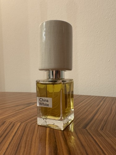 China white nasomatto - -,