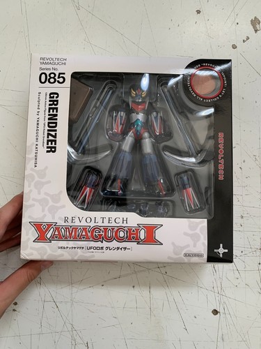 Revoltech goldrake grendizer - revoltech,
