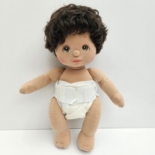Bambola vintage Mattel My Child ragazzo ispanico capelli castani occhi marroni pelle marrone arancione