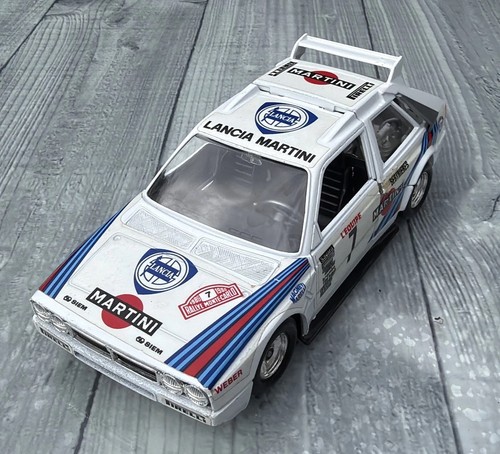 Bburago lancia delta - bburago, s4