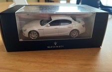 Maserati Ghibli 1:43 Bianco