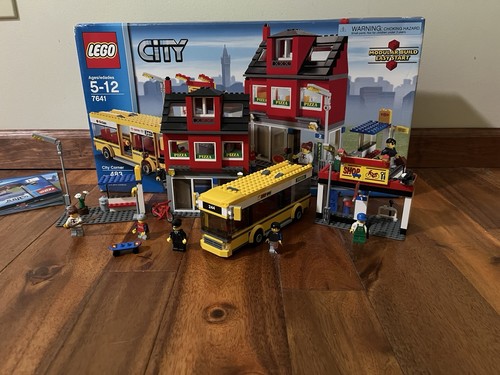 Lego city corner - lego, fermata