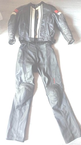 Tuta moto pelle - in,