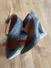 Scarpa/stivale nero stile