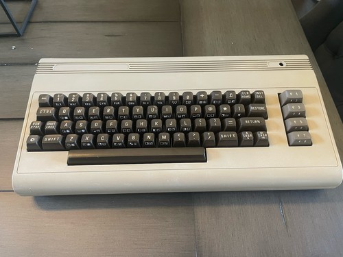 Commodore classic breadbin - commodore, 64
