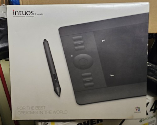 Wacom intuos touch - 5,