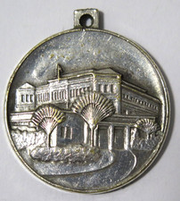RAFFLES HOTEL SINGAPORE MEDAL