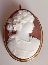 Spilla oro 18k - oro, 60