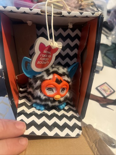Figurina zigzag furby - zigzag,