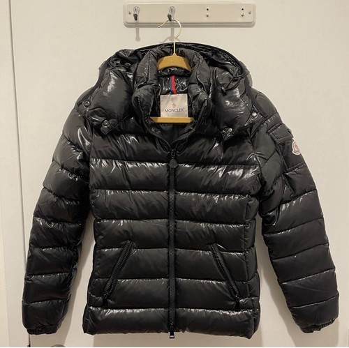 Moncler piumino corto donna