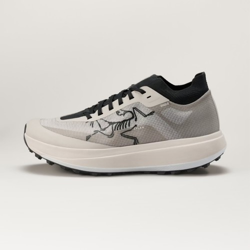 New arc teryx sylan pro - new, shoe