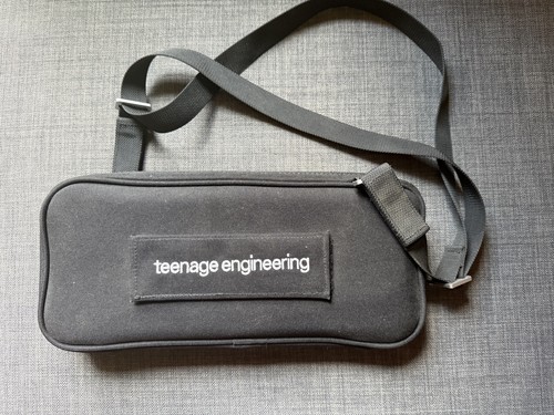 Teenage engineering 1 - teenage, op-1