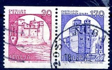 ITALIA 1980 - CASTELLI IN BOBINA  COPPIA 170+30 USATA