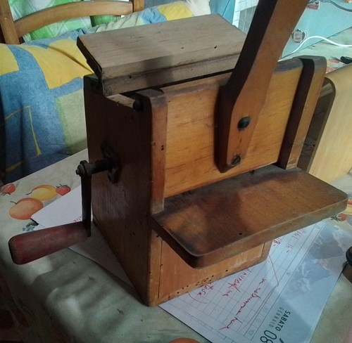 Grattugia cantoni brevettata - cantoni, e
